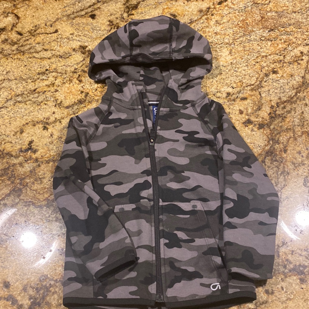Gap Tech Zip Up